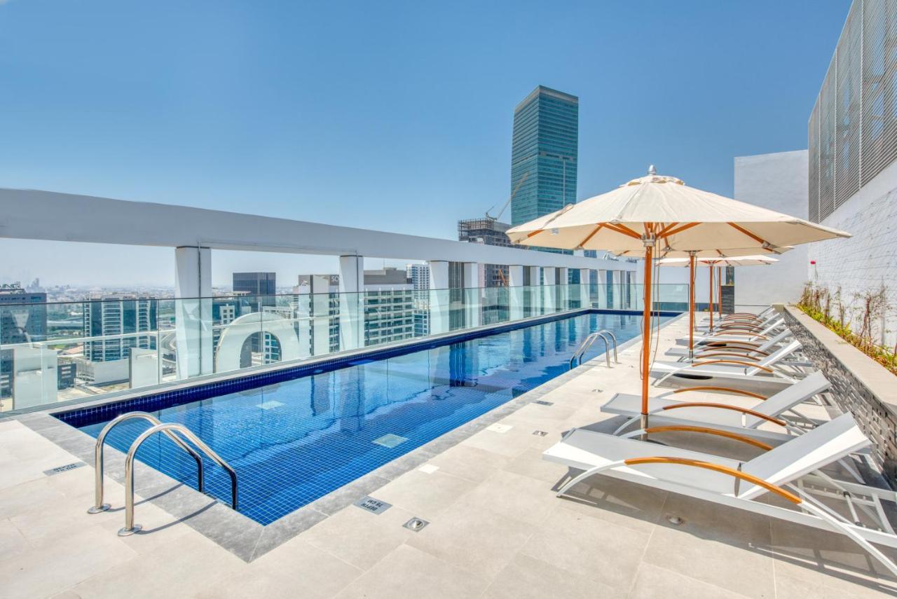 Sol Living - Sol Avenue Appartamento Dubai Esterno foto