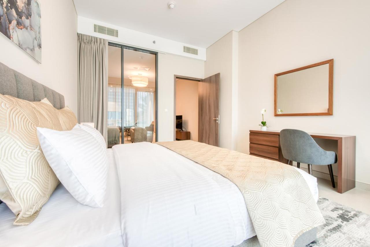 Sol Living - Sol Avenue Appartamento Dubai Esterno foto