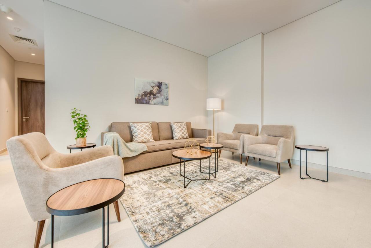 Sol Living - Sol Avenue Appartamento Dubai Esterno foto