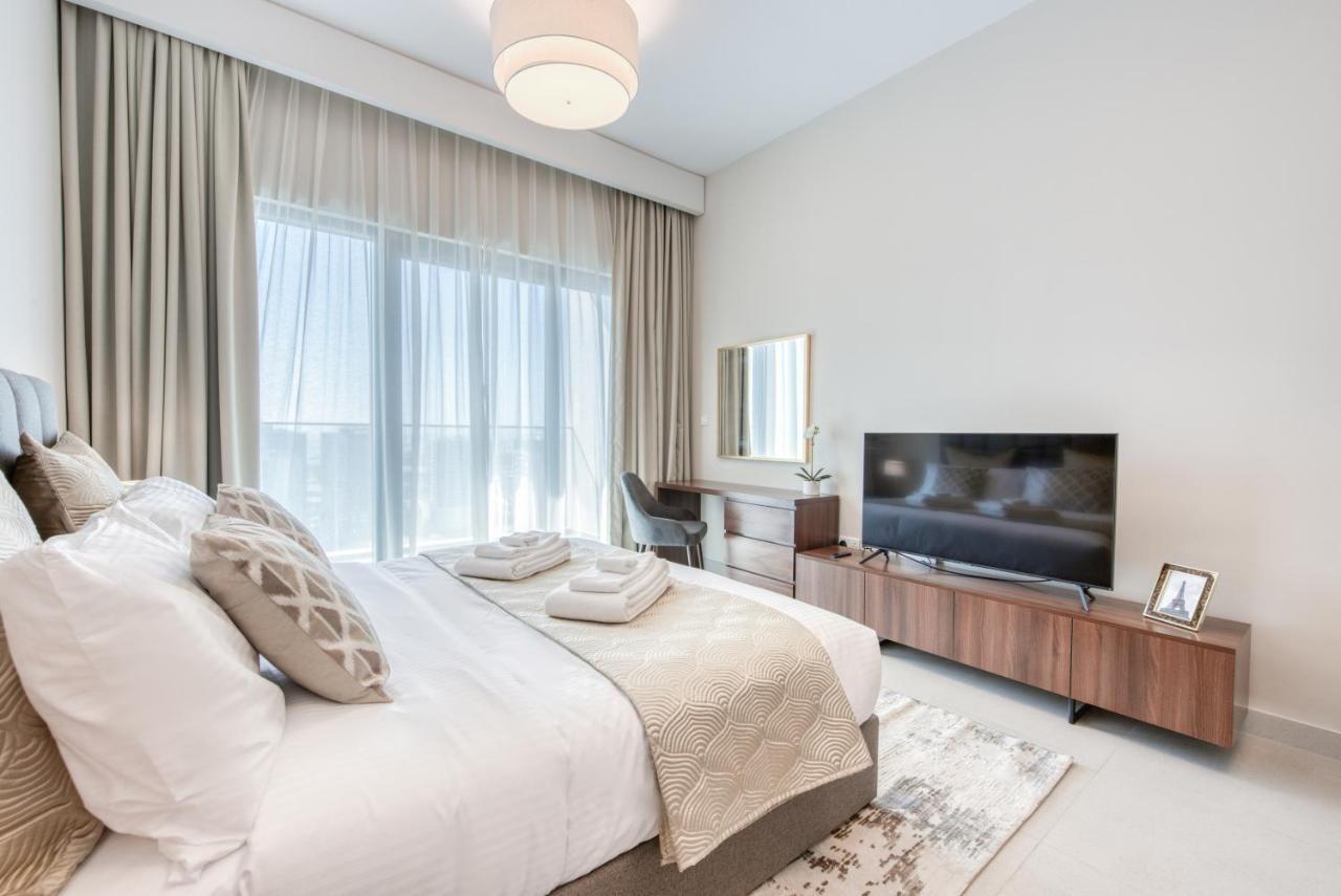 Sol Living - Sol Avenue Appartamento Dubai Esterno foto