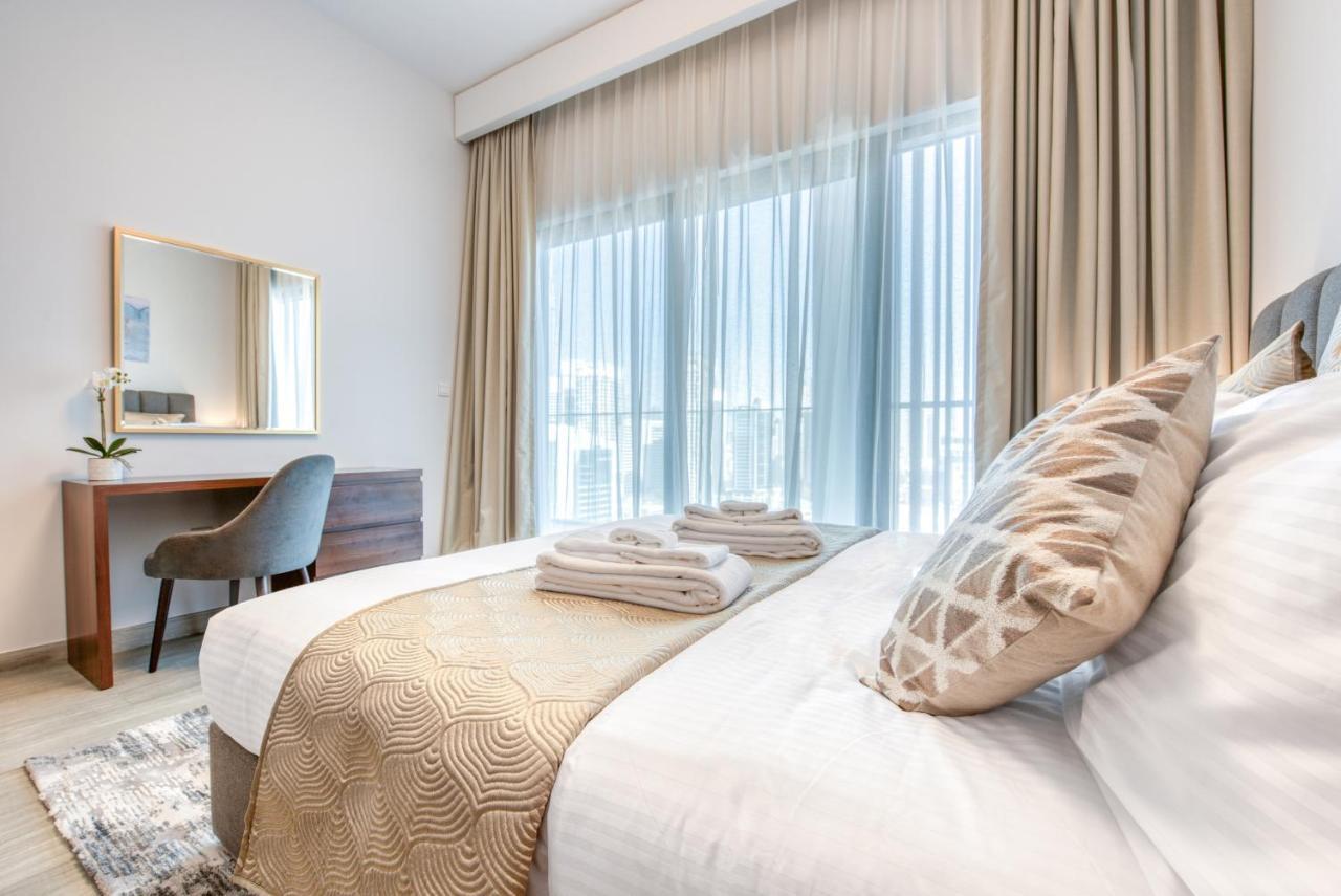 Sol Living - Sol Avenue Appartamento Dubai Esterno foto