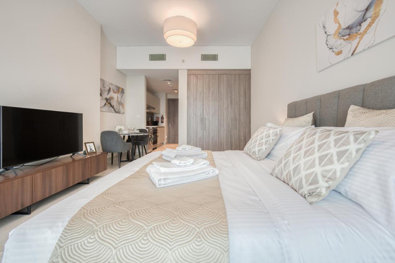 Sol Living - Sol Avenue Appartamento Dubai Esterno foto