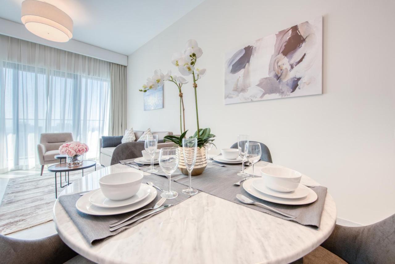Sol Living - Sol Avenue Appartamento Dubai Esterno foto