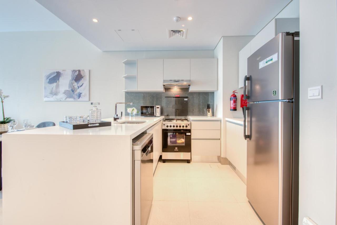 Sol Living - Sol Avenue Appartamento Dubai Esterno foto
