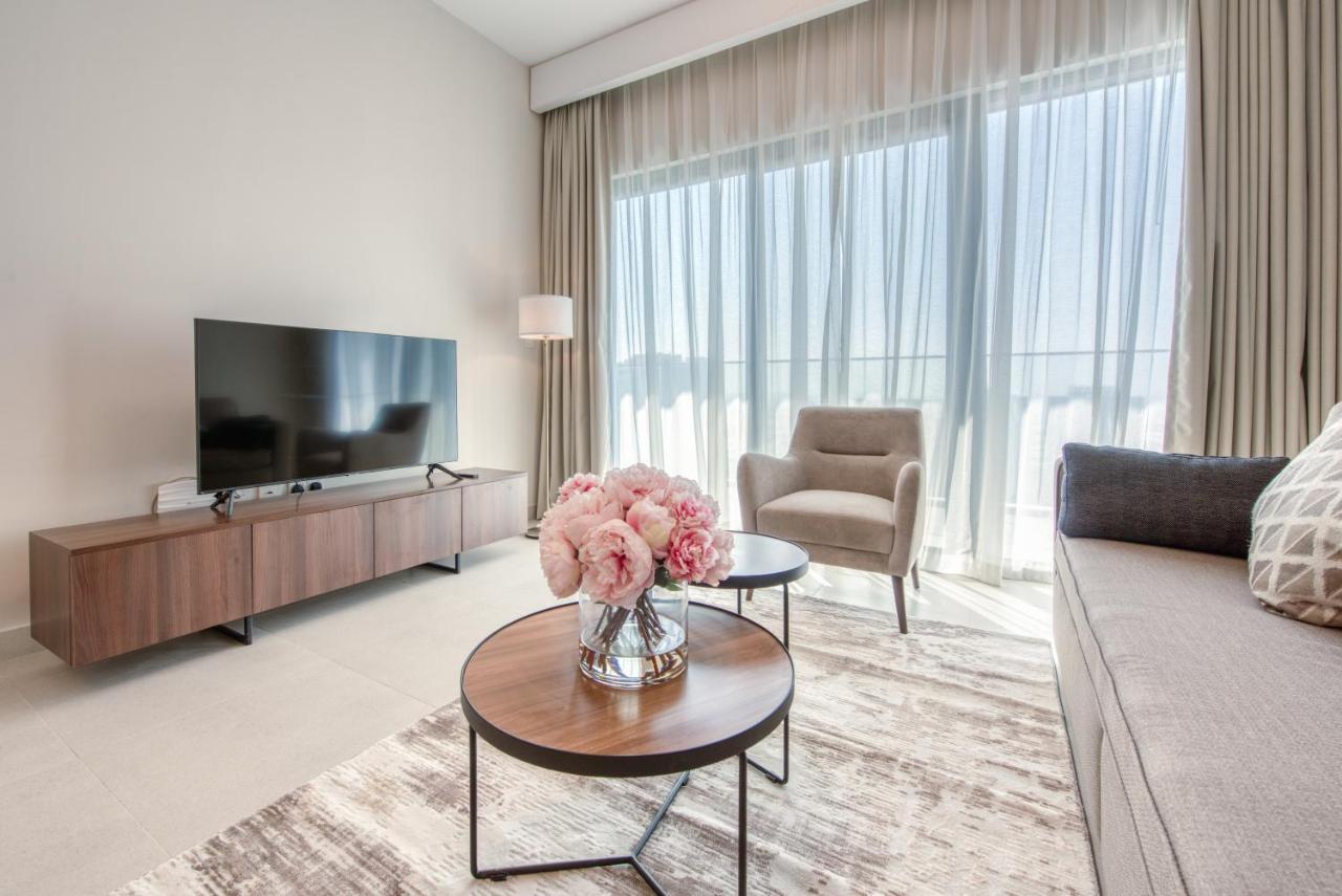Sol Living - Sol Avenue Appartamento Dubai Esterno foto