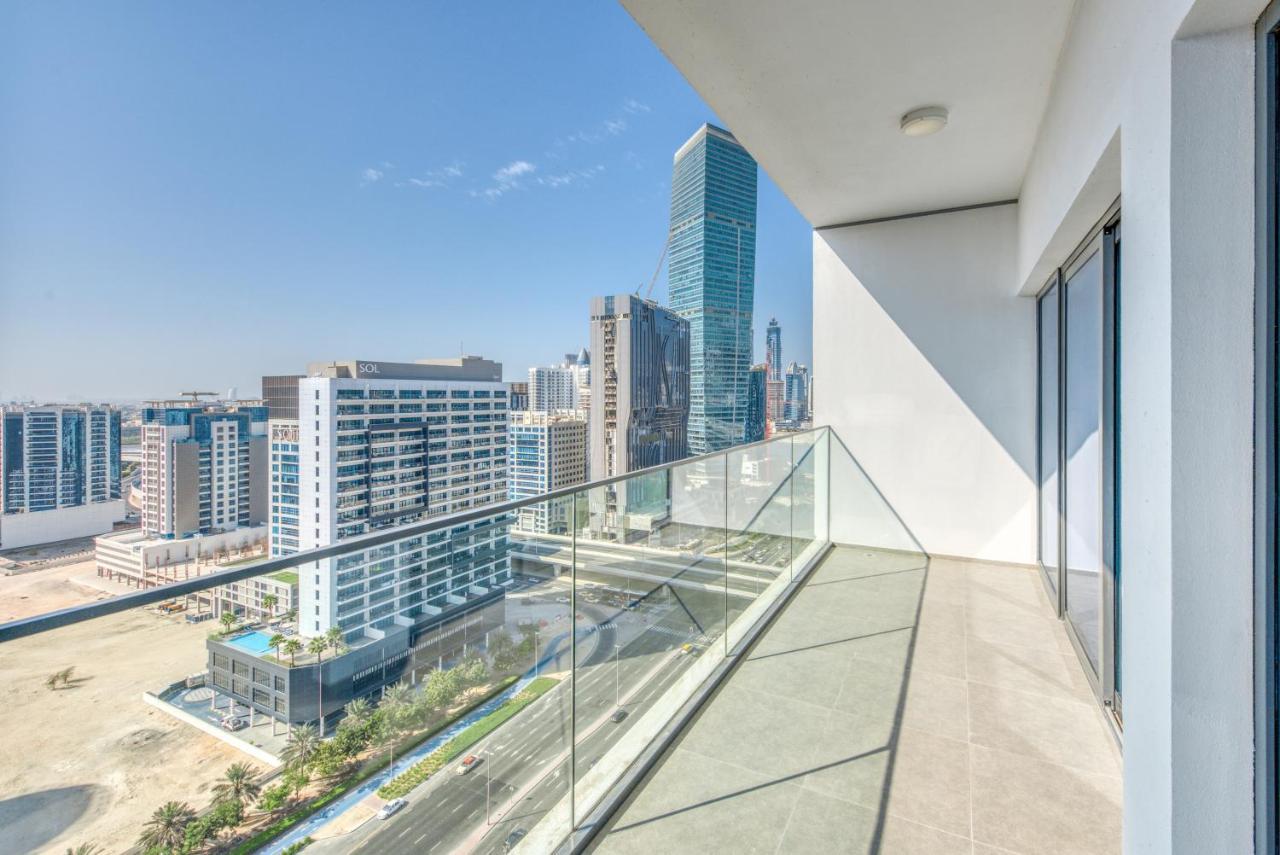 Sol Living - Sol Avenue Appartamento Dubai Esterno foto